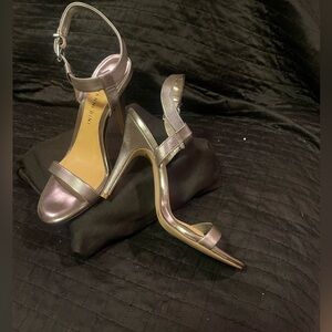 Gianni Bini pewter woven leather stiletto ankle strap sandals heels euc sz 7 m